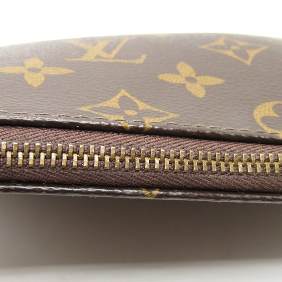 Louis Vuitton Zip Toiletry Bag Signature Canvas - Fair Condition - Picture 2 of 11